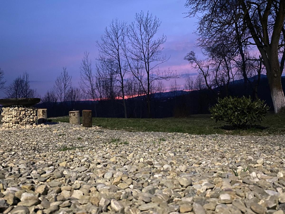 Casutele Din Poienita Villa Comarnic Kültér fotó